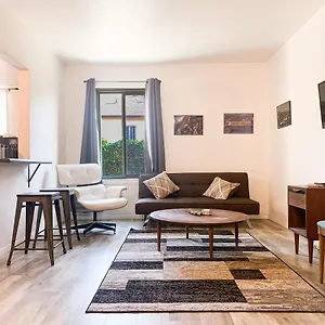 Just Renovated 1 Bed, 1 Bath Near Lax Stadium Forum Holiday home Inglewood